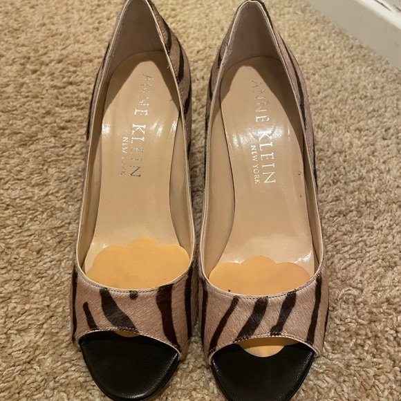 Anne Klein heel - Picture 1 of 7